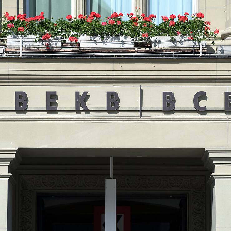 De janvier à fin juin, la Banque cantonale bernoise a dgéagé un bénéfice net est en léger recul de 0,4% sur un an, à 75,3 millions de francs (archives).