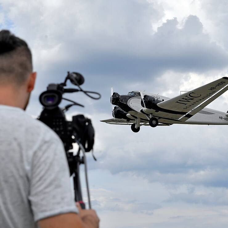 "Tante Ju" a de nombreux fans. Ces derniers ne pourront plus jamais la photographier en vol, mais auront la possibilité d'aller l'admirer au musée de l'aviation de Dübendorf, près de Zurich.