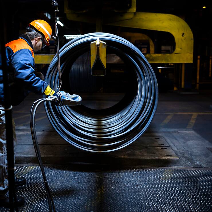 La croissance du PIB suisse a ralenti à +0,7% l'année dernière. Cela correspond à une normalisation après deux forts rebonds enregistrés en 2021 et en 2022. (archives)