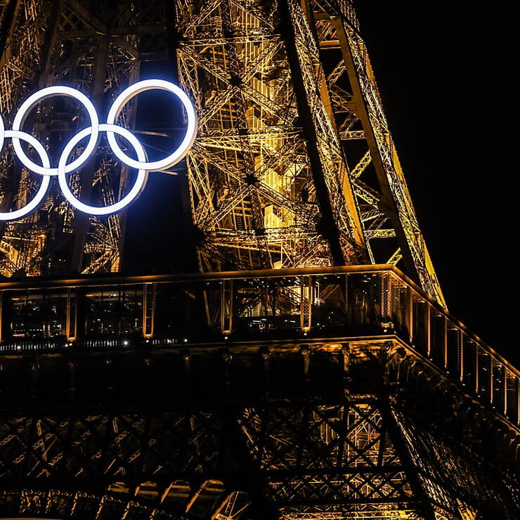Les anneaux olympiques vont rester sur la tour Eiffel, selon Anne Hidalgo, la maire de Paris (archives).