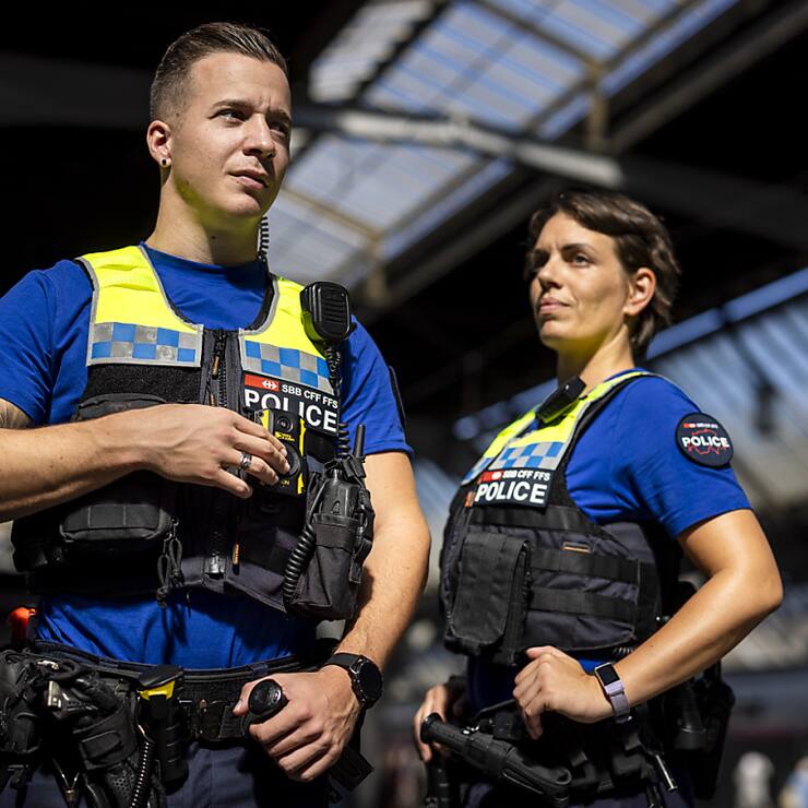 Ces caméras n'enregistrent pas en continu, mais sont déclenchées en fonction de l'intervention des policiers.