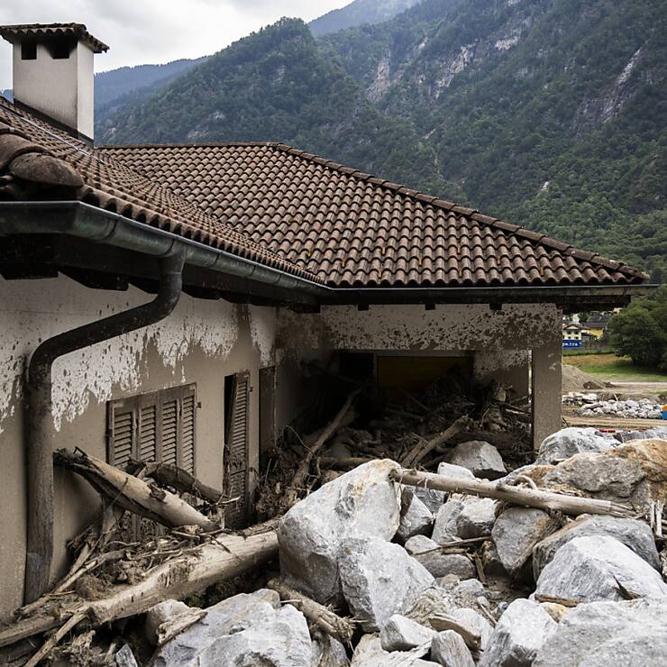 Les intempéries du mois de juin - comme ici dans les Grisons - ont pesé sur les comptes de l'assureur Helvetia (archives).