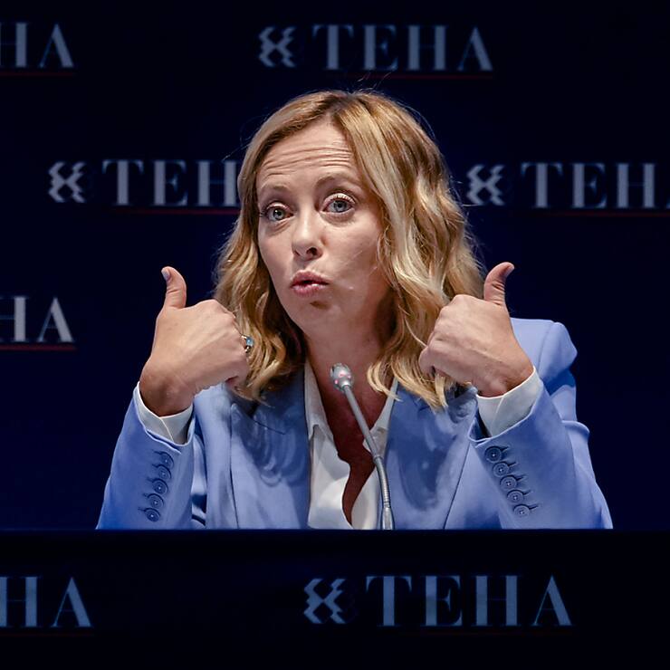 Laisser tomber l'Ukraine "n'apportera pas la paix, mais le chaos", a averti samedi à Cernobbio (I) la Première ministre italienne Giorgia Meloni.