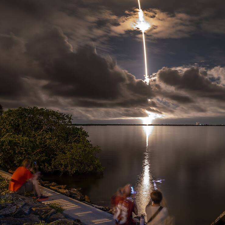 Le but de l'opération est de tester les toutes premières combinaisons de SpaceX, l'entreprise d'Elon Musk, destinées au vide spatial, blanches et au look futuriste (archives).