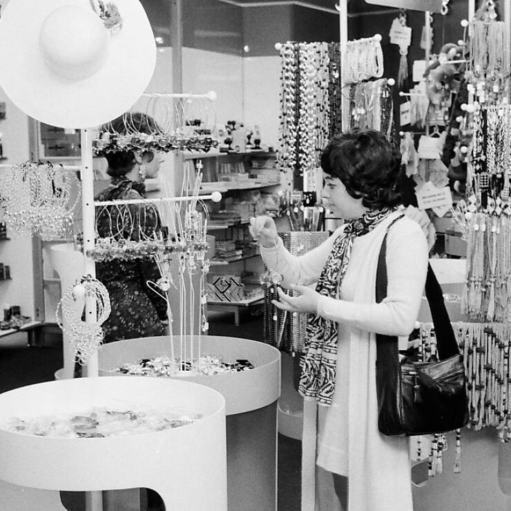 En 1970, Jelmoli a ouvert un nouvel étage spécialement destiné au public jeune, baptisé "Spotlite" (archives).