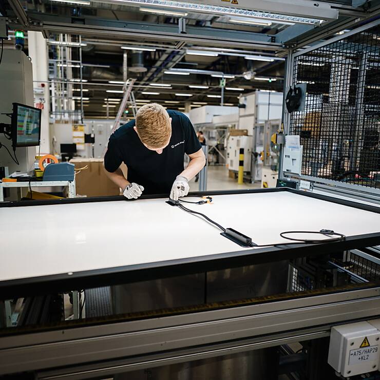 La réduction de l'effectif concerne l'ensemble de la structure de Meyer Burger,  le nombre de salariés devant être ramené à fin 2025 à quelque 850 collaborateurs (archives).