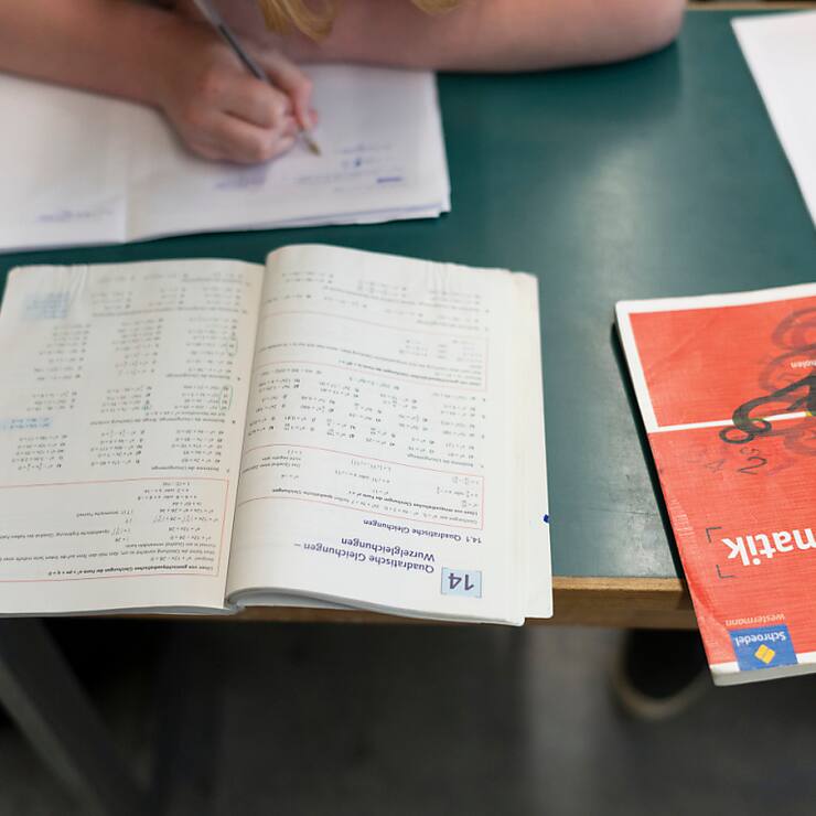 Selon une étude, les cantons pourraient économiser plus de cinq milliards dans le domaine de l'éducation (photo d'illustration)