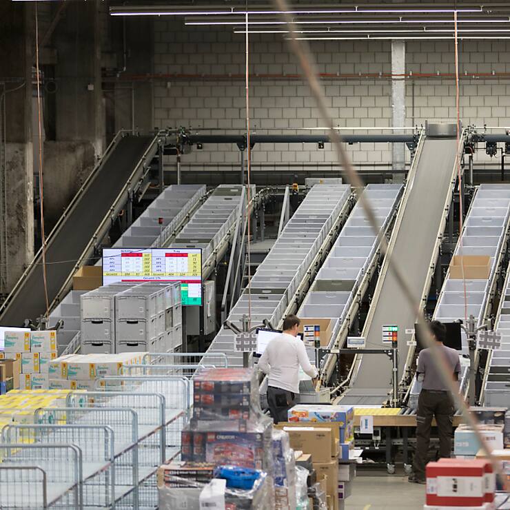 Affichant une surface d'environ 90'000 mètres carrés, le nouveau site allemand de Galaxus rivalisera en taille avec le plus grand centre logistique existant à ce jour en Suisse, à Wohlen, en Argovie (archives).