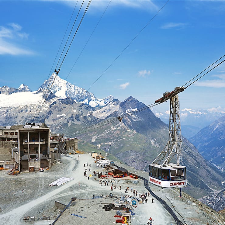 Les Remontées d'altitude situées en Valais, comme iici à Zermatt, ont réalisé de meilleures affaires lors des hivers avec peu de neige que lors d'hiver bien enneigés (Photo d'illustration).