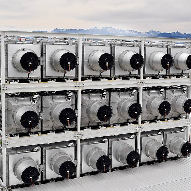Climeworks retirera 40'000 tonnes de CO2 de l'atmosphère pour le compte de Morgan Stanley. Ici, l'une des installations de la start-up dans le canton de Zurich. (archive)