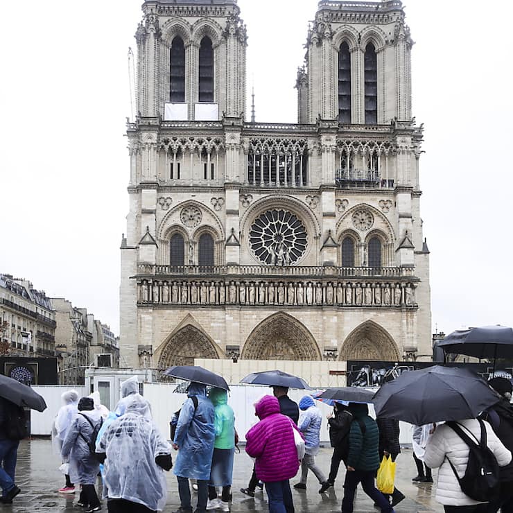 La cathédrale Notre-Dame à Paris sera bientôt rouverte au public.