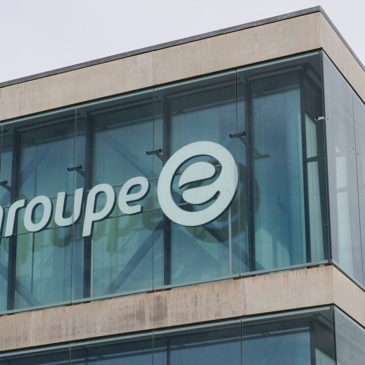 L'énergéticien fribourgeois Groupe E tire la prise de ses filiales S. Roubaty et FTH Services, dans le cadre d'un redimensionnement de ses activités dans la fibre optique. (archive)