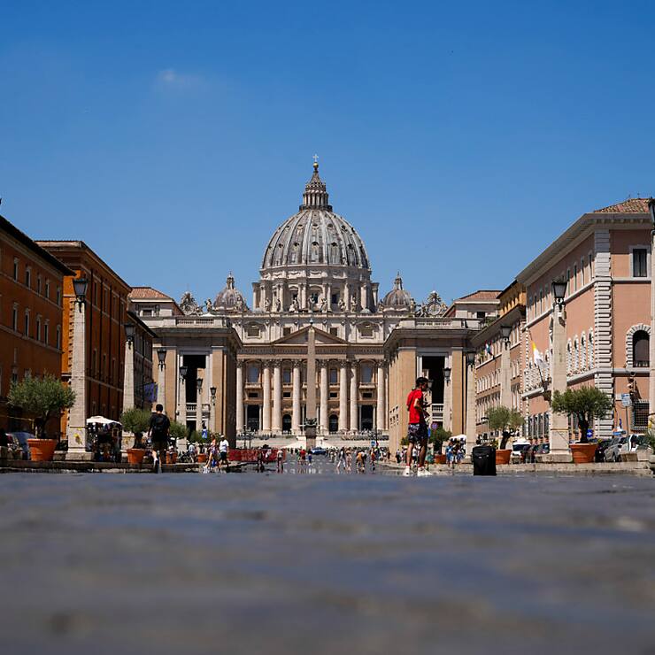 Avec une superficie de 2,3 ha et une capacité de plus de 60'000 personnes, la basilique Saint-Pierre de Rome est l'église catholique la plus grande au monde (archives).
