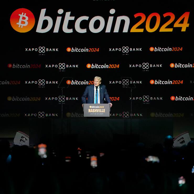 Depuis la victoire de Donald Trump le 5 novembre, la valeur du bitcoin a gonflé d'environ 30%. Après avoir dépassé son record de mars dernier, la devise numérique s'est hissée au-dessus des 80'000 dollars dimanche. (archives)