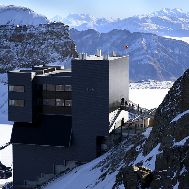 Le nouveau restaurant Botta a été inauguré jeudi à Glacier 3000.