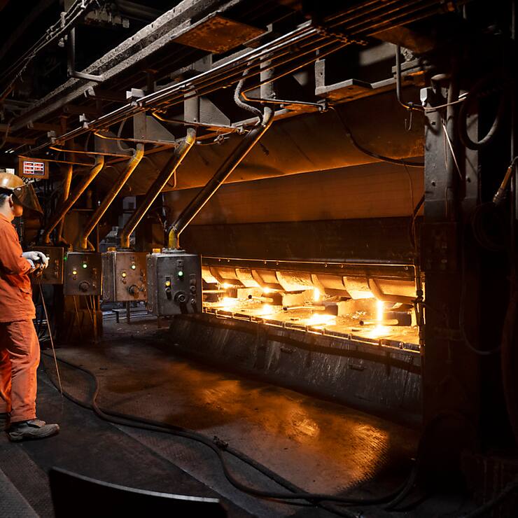 Une commission du National veut soulager financièrement les grandes entreprises d'acier et d'aluminium via des prix de l'électricité réduits (archives).