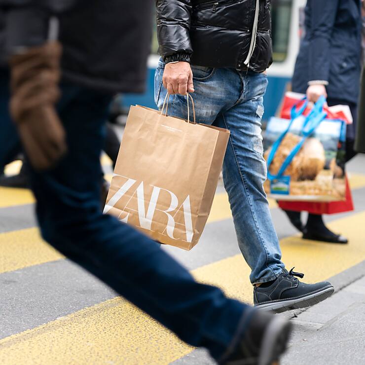 Les détaillants suisses peuvent s'attendre à une légère progression des recettes, équivalente à celle de la demande, à +0,5%.