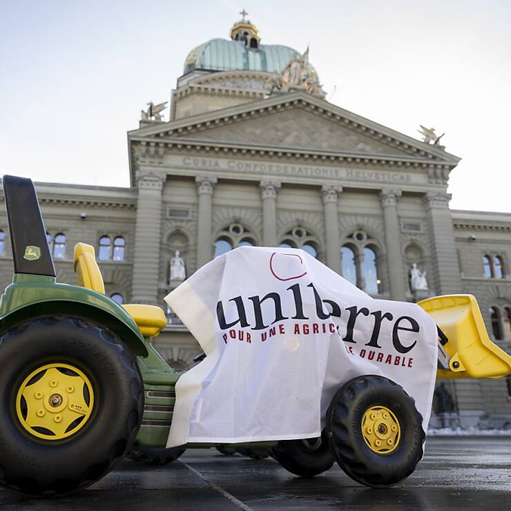 Selon Uniterre, la politique agricole mène les paysans suisses "droit dans le mur".