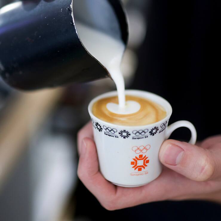 Le cours du café arabica a atteint mercredi son niveau le plus haut depuis près de cinquante ans, l'offre étant limitée en raison d'inquiétudes sur les récoltes au Brésil, touché cette année par d'importantes sécheresses. (archives)