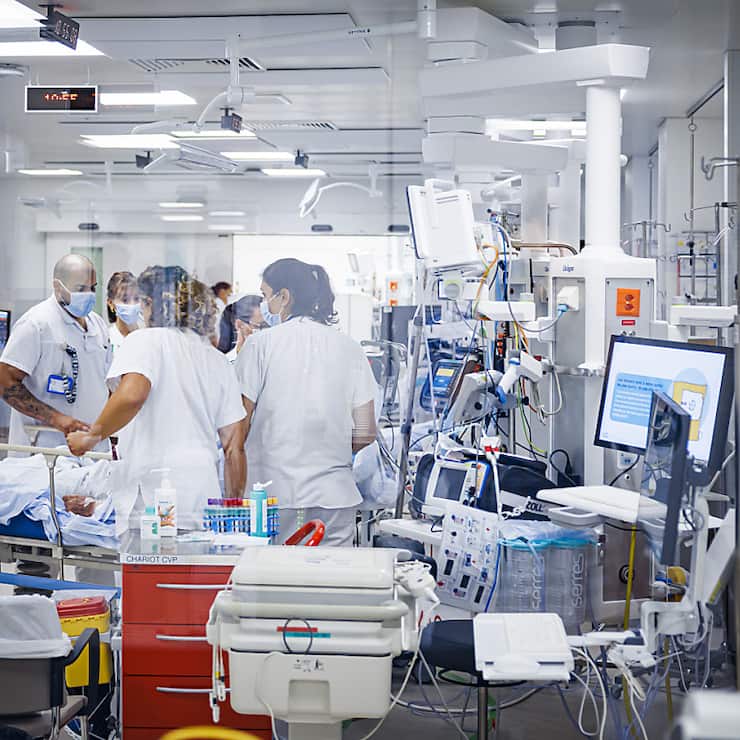 La pénurie de personnel est particulièrement criante dans les métiers de la santé (archives).