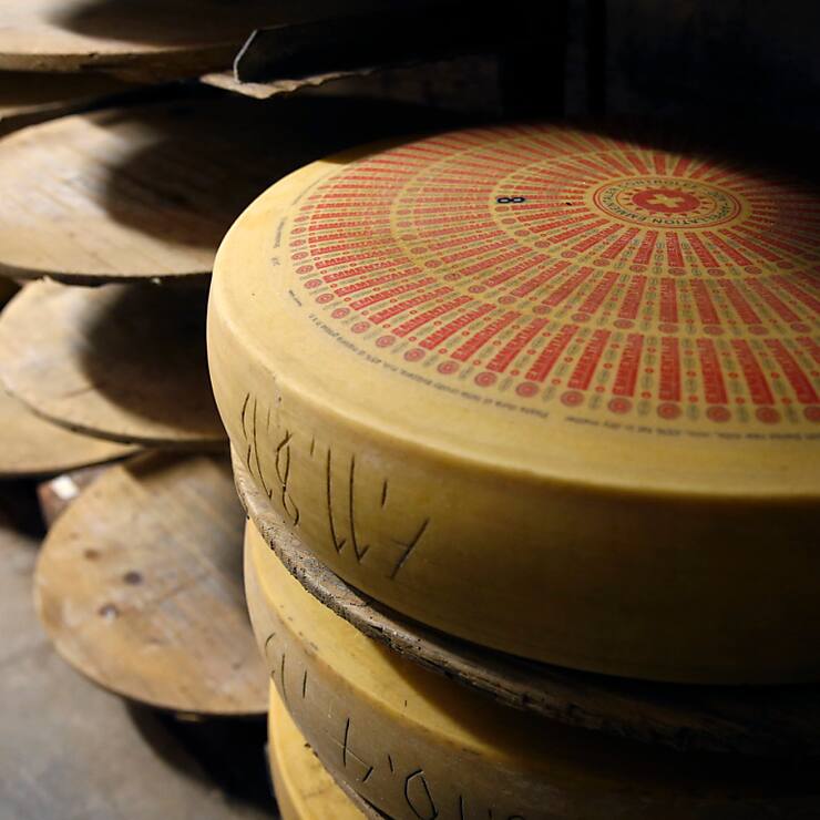 Cremo produit annuellement dans la fromagerie Waldegg. à Kriechenwil (BE), louée depuis 2003, environ 2700 meules d&#8217;Emmentaler AOP (archives).