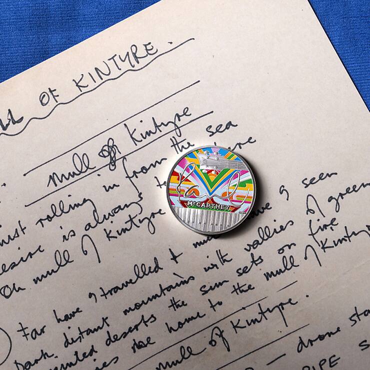 La carrière musicale de Paul McCartney est désormais célébrée par une pièce de monnaie officielle du Royaume-Uni.