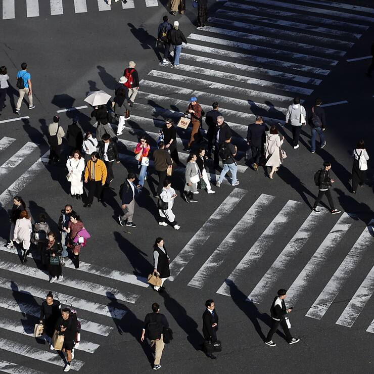 Dans l'archipel nippon, la consommation continue à pâtir de l'inflation, quasi-systématiquement supérieure ou égale à 2% depuis deux ans (archives).