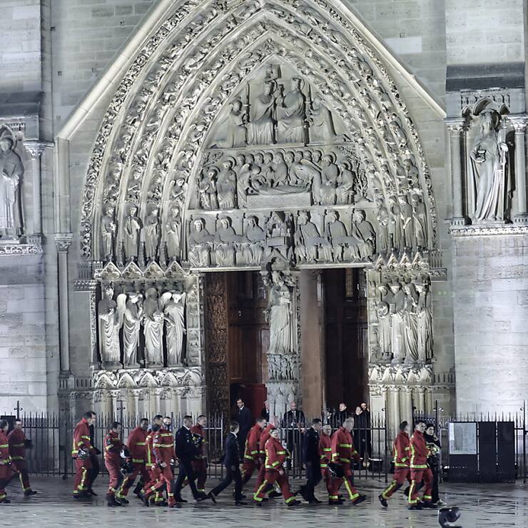 Cinq ans après l'incendie, Notre-Dame de Paris a rouvert ses portes samedi.