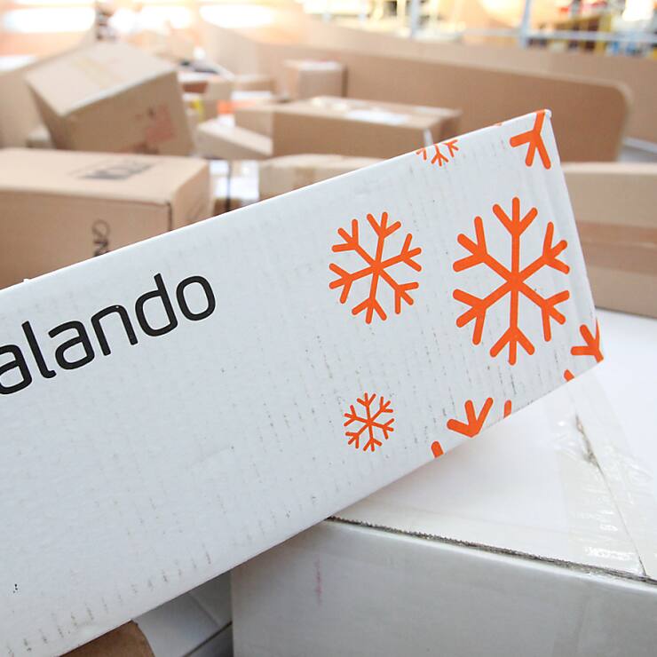 Zalando entend payer 6,50 euros par action About You, soit deux-tiers de plus que sa valeur à la clôture de la bourse de Francfort mardi, et acquérir à terme 100% des parts (archives).