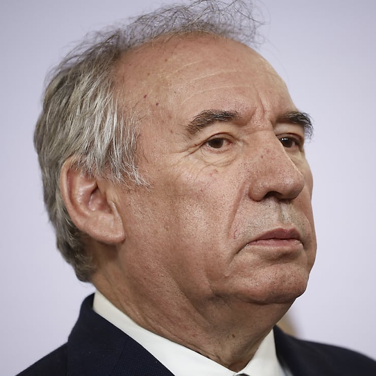 Début de semaine compliqué pour François Bayrou.