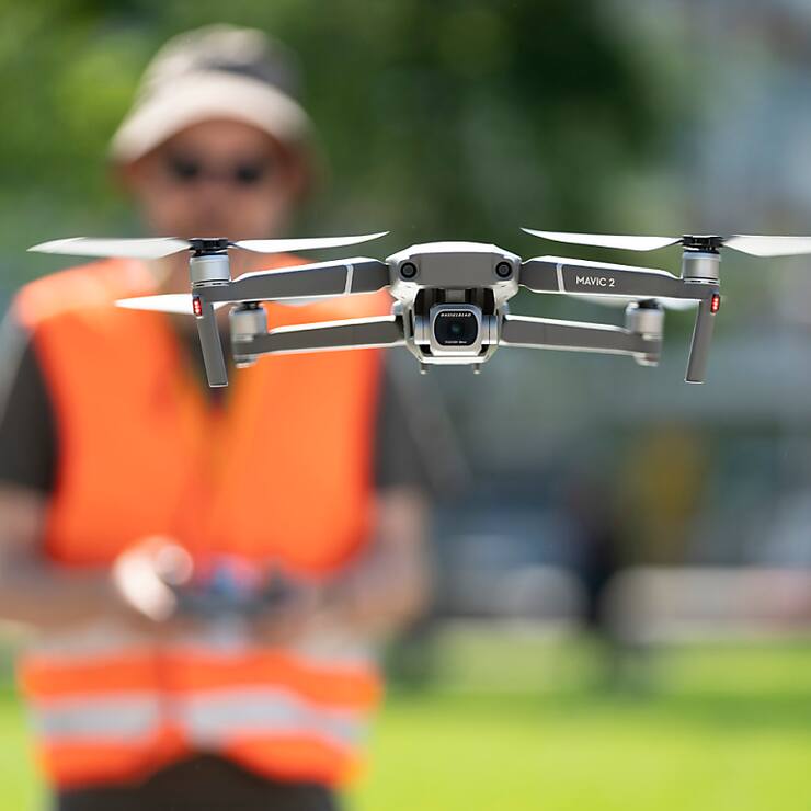 Le Conseil fédéral veut réglementer plus strictement l'espace aérien suisse pour les drones à l'avenir (photo d'archives)