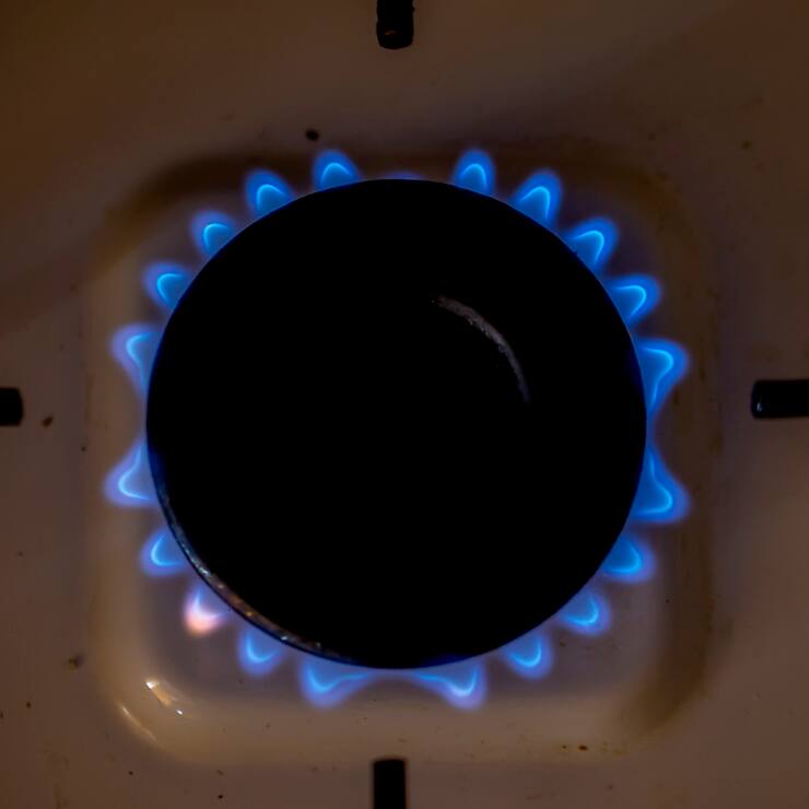 Malgré l'invasion russe de l'Ukraine ordonnée par Vladimir Poutine en février 2022, le géant d'Etat russe Gazprom fournissait toujours du gaz à l'Europe, notamment la Slovaquie, la Moldavie et la Hongrie, via un réseau de gazoducs sur le sol ukrainien.