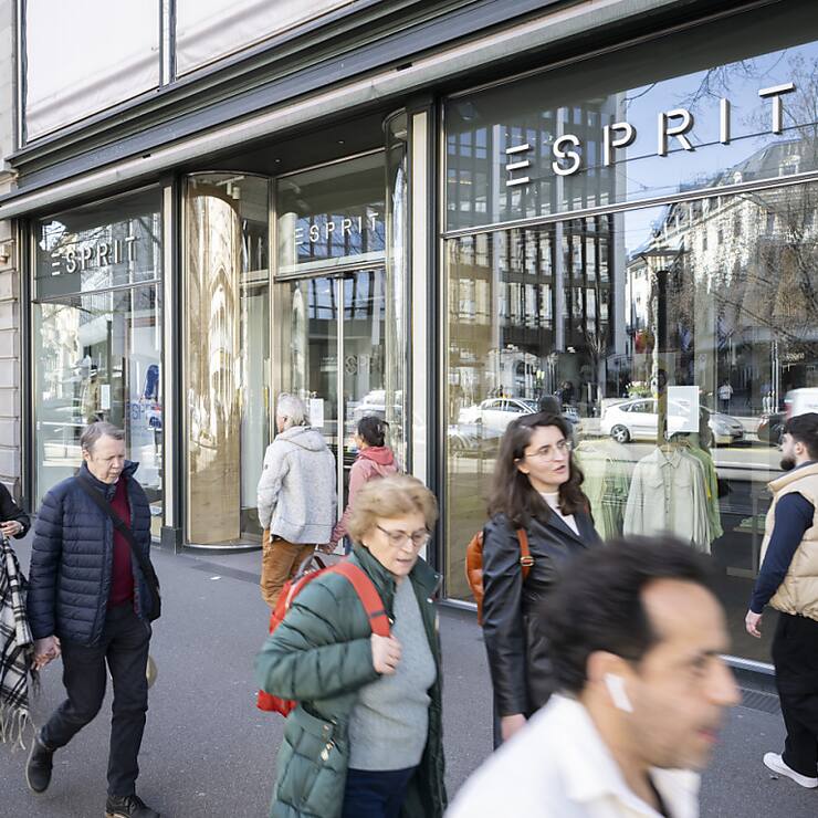 Les chiffres d'affaires du commerce de détail en Suisse se sont enrobés de 0,8% en novembre. (archive)