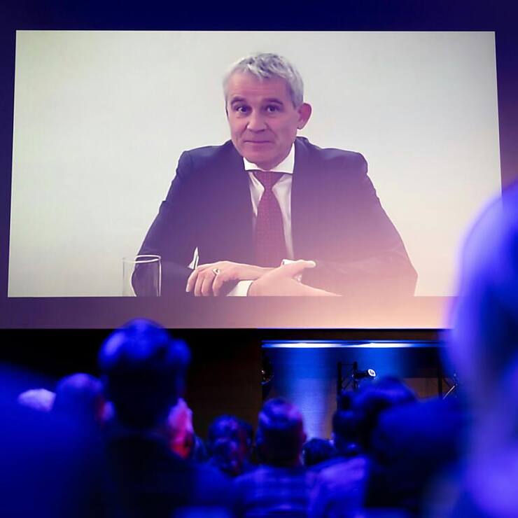 Intervenant jeudi devant les éditeurs alémaniques, le conseiller fédéral Beat Jans a souligné l'importance du travail des médias pour contrer le déferlement de "fake news", en particulier sur les réseaux sociaux.