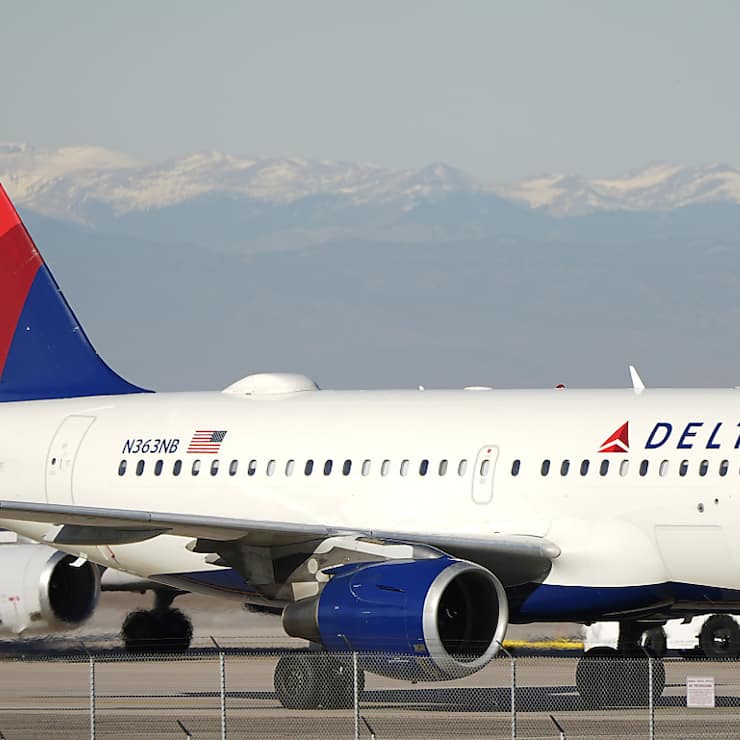 Entre octobre et décembre, Delta a réalisé un chiffre d'affaires de 15,56 milliards de dollars en hausse de 9% sur un an (archives).