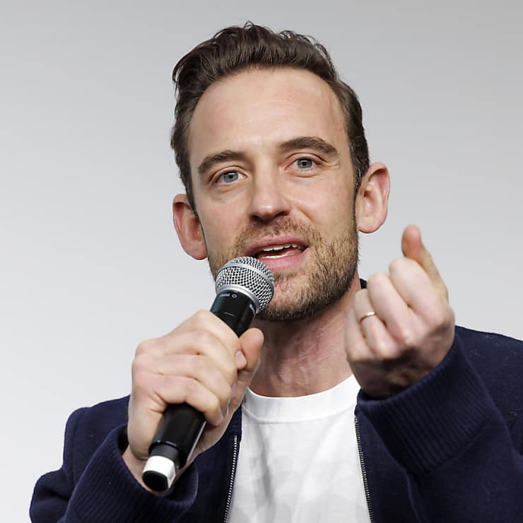 Le Suisse Joël Dicker est le seul écrivain francophone dans le trio de tête des livres les plus vendus  en France en 2024. avec son roman "Un animal sauvage".