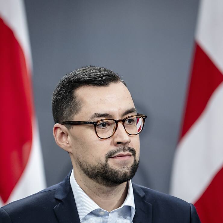 Mute Egede a stipulé que le Groenland continuerait à coopérer avec les Etats-Unis, tout en soulignant que ce serait à ses propres conditions et que c'était "le peuple groenlandais qui décidait de son avenir".