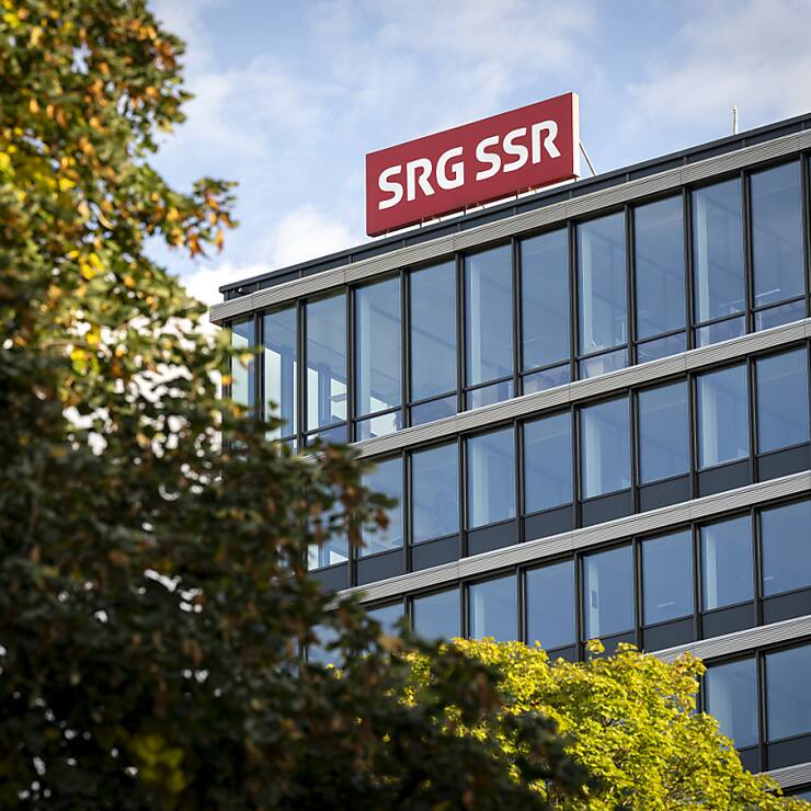 Une commission parlementaire veut exonérer totalement les entreprises de la redevance radio-TV, dont bénéficie notamment la SSR (archives).