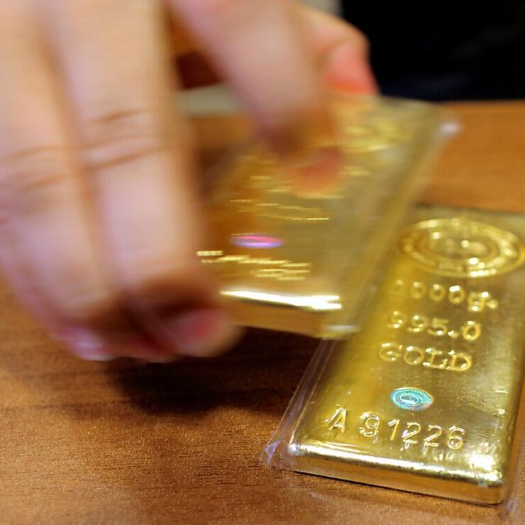 A 11h00, l'once d'or  s'enrobait de 0,24% à 2707,26 dollars, demeurant ainsi à plusieurs encâblures des 2790 dollars atteints fin octobre dans les derniers jours de la campagne présidentielle américaine (archives).