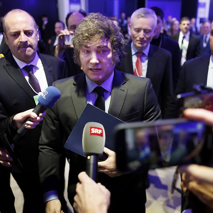 Un premier vent "Trump" a soufflé jeudi avec le discours du président argentin Javier Milei à Davos, prononcé quelques heures avant celui du président américain.