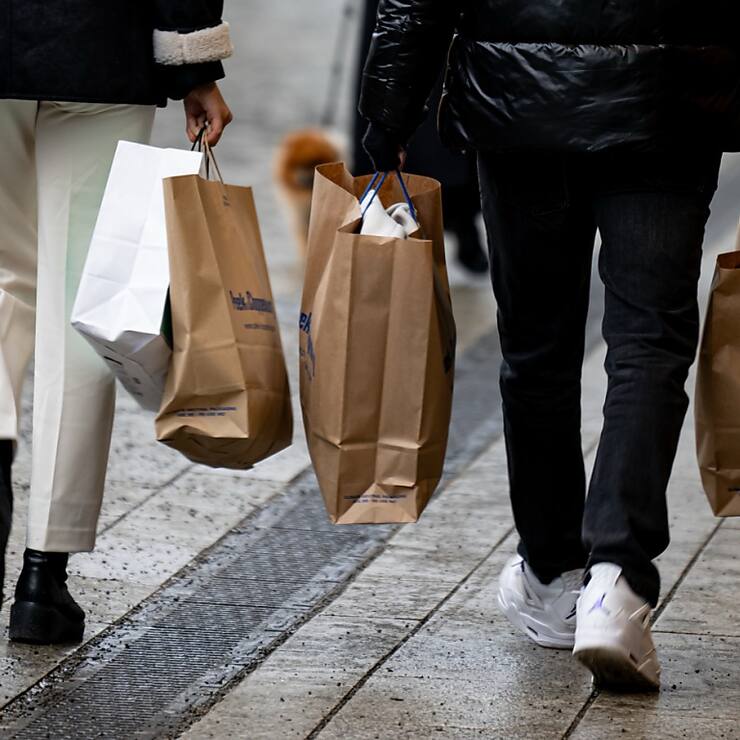"Les faibles espoirs d'une reprise prudente" qui étaient perceptibles il y a un mois "ont été immédiatement anéantis", explique Rolf Bürkl, expert au GfK.