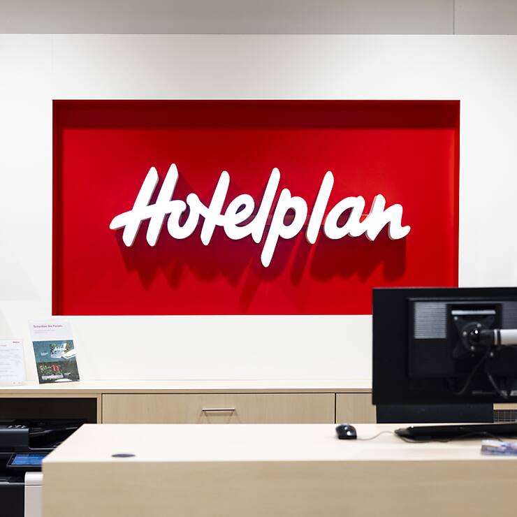 En 2023/24, l'enseigne du groupe Migros a enregistré un chiffre d'affaires de 1,78 milliard de francs, en légère hausse par rapport à l'exercice précédent, malgré "les incertitudes géopolitiques" et le "processus de vente en cours" par la maison-mère Migros.