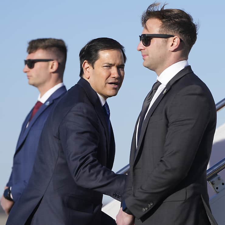 Le nouveau chef de la diplomatie américaine Marco Rubio est arrivé samedi au Panama.