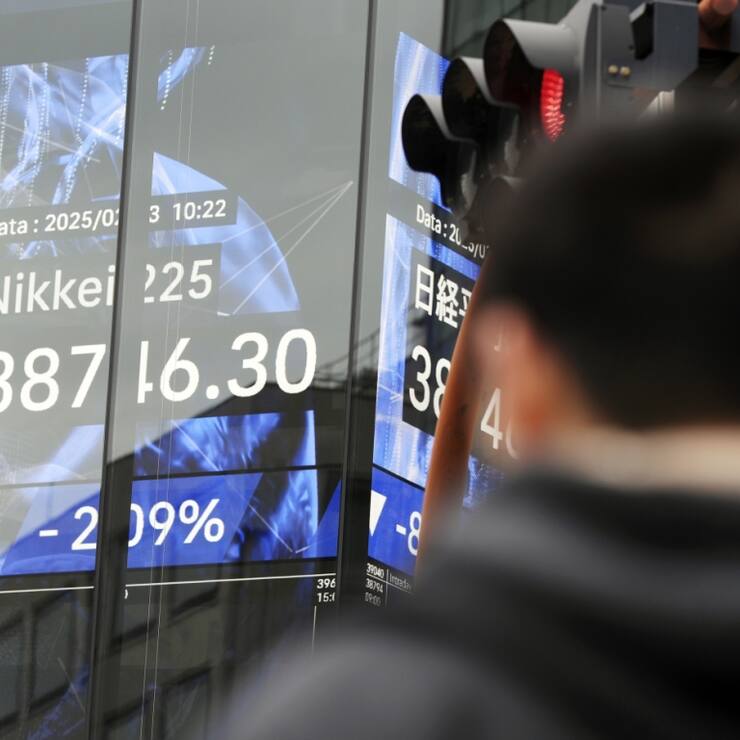 Les places asiatiques étaient en première ligne lundi pour réagir au lancement par Donald Trump d'une offensive commerciale d'envergure mondiale. (arhcive)