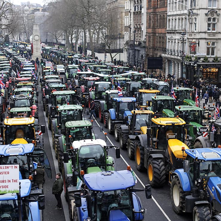 Les agriculteurs s'opposent à une taxe de 20% sur les successions qui s'appliquera aux exploitations valant plus d'un million de livres.