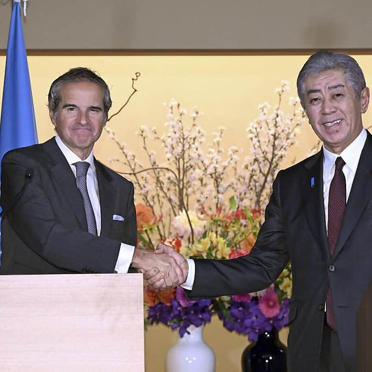 Rafael Grossi a rencontré le ministre des affaires étrangères japonais Takeshi Iwaya.