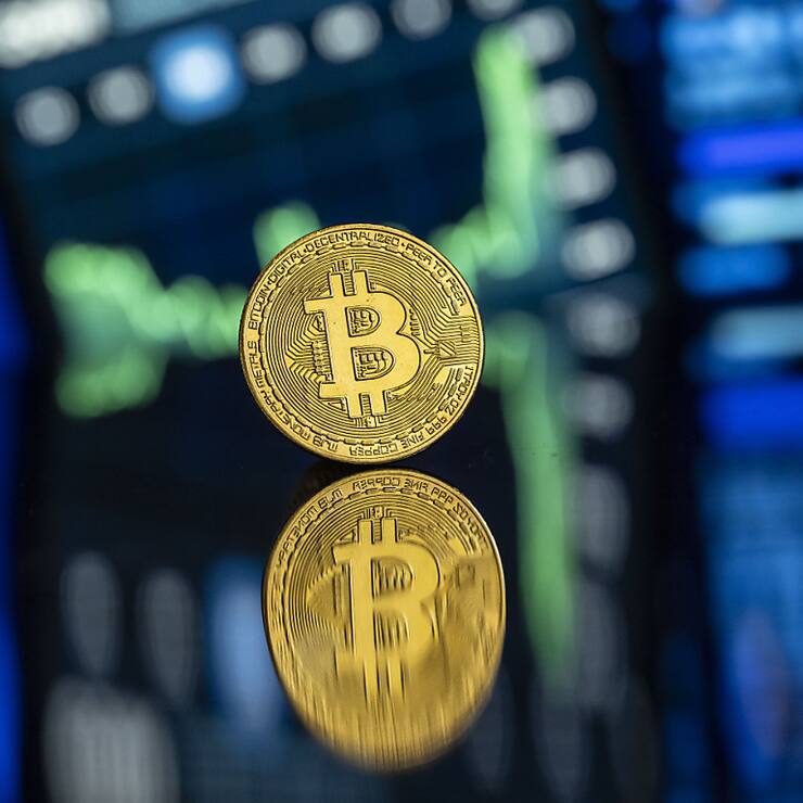 Le fort repli du bitcoin intervient alors que la devise électronique avait atteint le 20 janvier un record historique à 109'114,88 dollars. (archives)