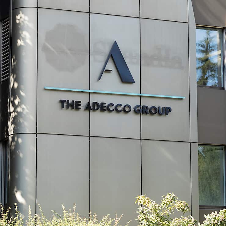 Pour l'exercice en cours, Adecco s'attend à ce que les marchés s'améliorent. Pour le premier trimestre, la direction parle d'un rebond séquentiel et saisonnier de la marge brute.