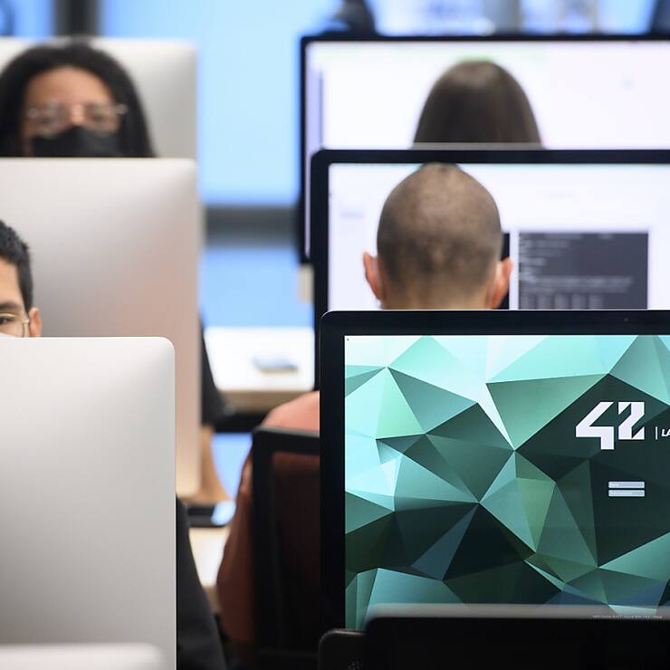 Les activités dans le secteur de l'informatique ont diminué de 5,2% en décembre, selon l'OFS. (archive)