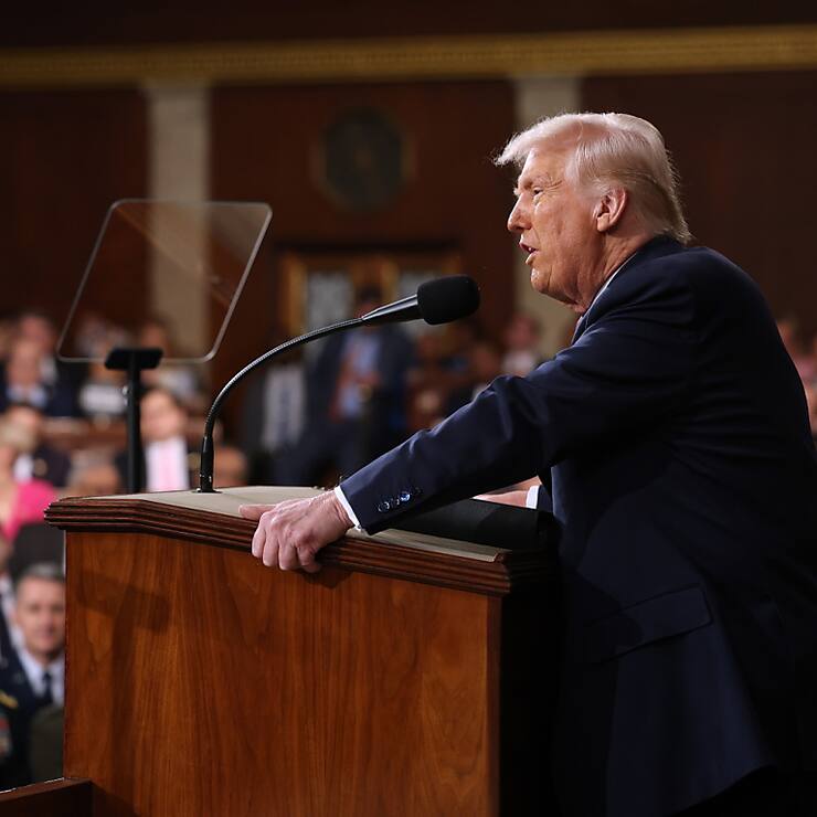 Donald Trump reconnaît pour la première fois clairement que les droits de douane pourraient avoir un impact sur l'économie américaine.